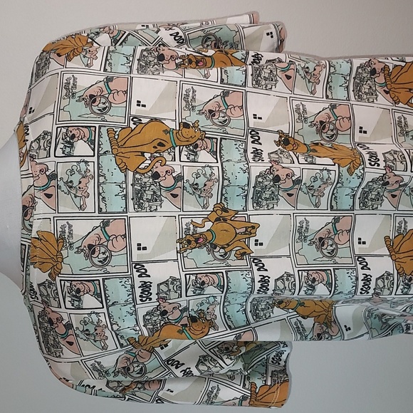 Scooby-Doo All Over Comic Graphic Cotton Poly Short Sleeve T-Shirt Size XL 15-17 - Picture 7 of 9